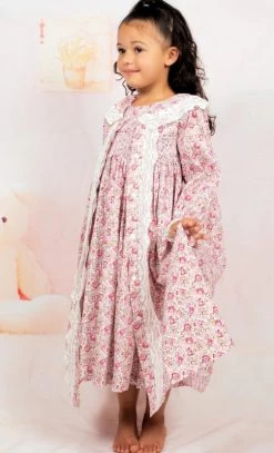 Complet Set Meisjes Nachtjapon Met Bijpassende Kamerjas Flower Katoen Spanisch Girl