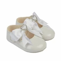 Baby Ballerina Wit Met Diamanten Hartje