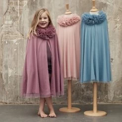 Tule Cape, Versch. Kleuren, 3-5 Jaar