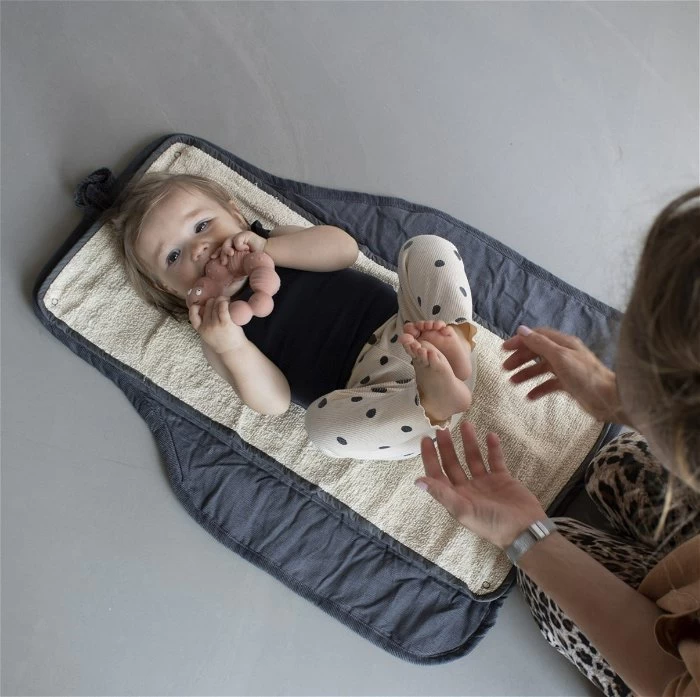 Filibabba Bijtring Dier Van 100% Natuurrubber - Rups Lily 2 Filibabba Bijtring Dier Van 100% Natuurrubber - Rups Lily - Afbeelding 2