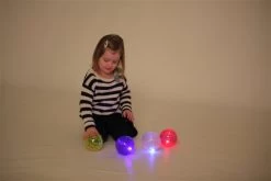 Sensorische Bal Met LED Lampjes, 4 St -Kinderserie Winkel sansebolde med led lyd 4stk 1020 72207 2